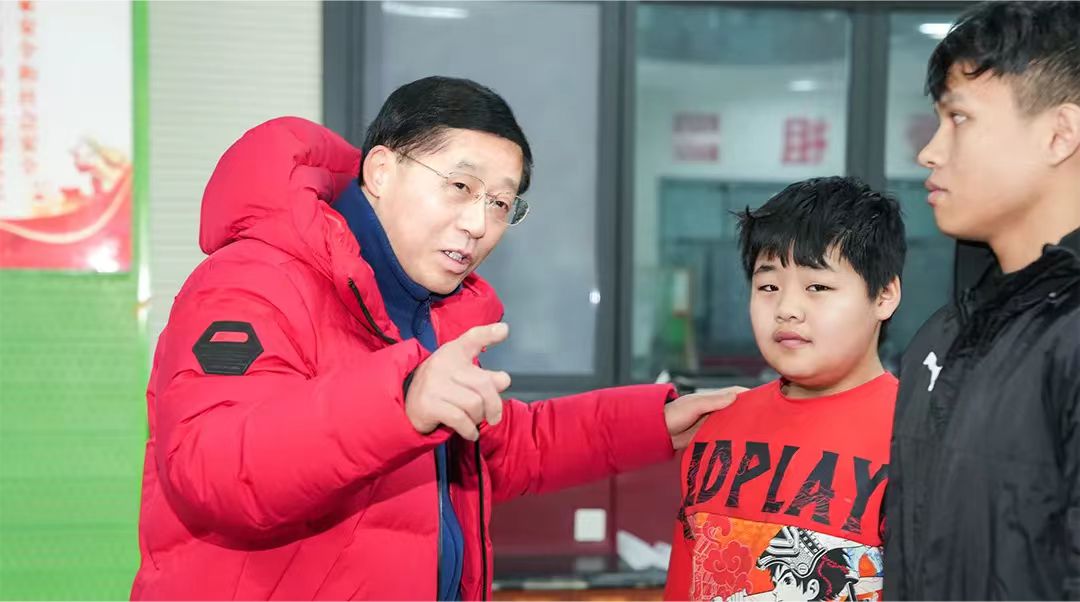 还激励了队